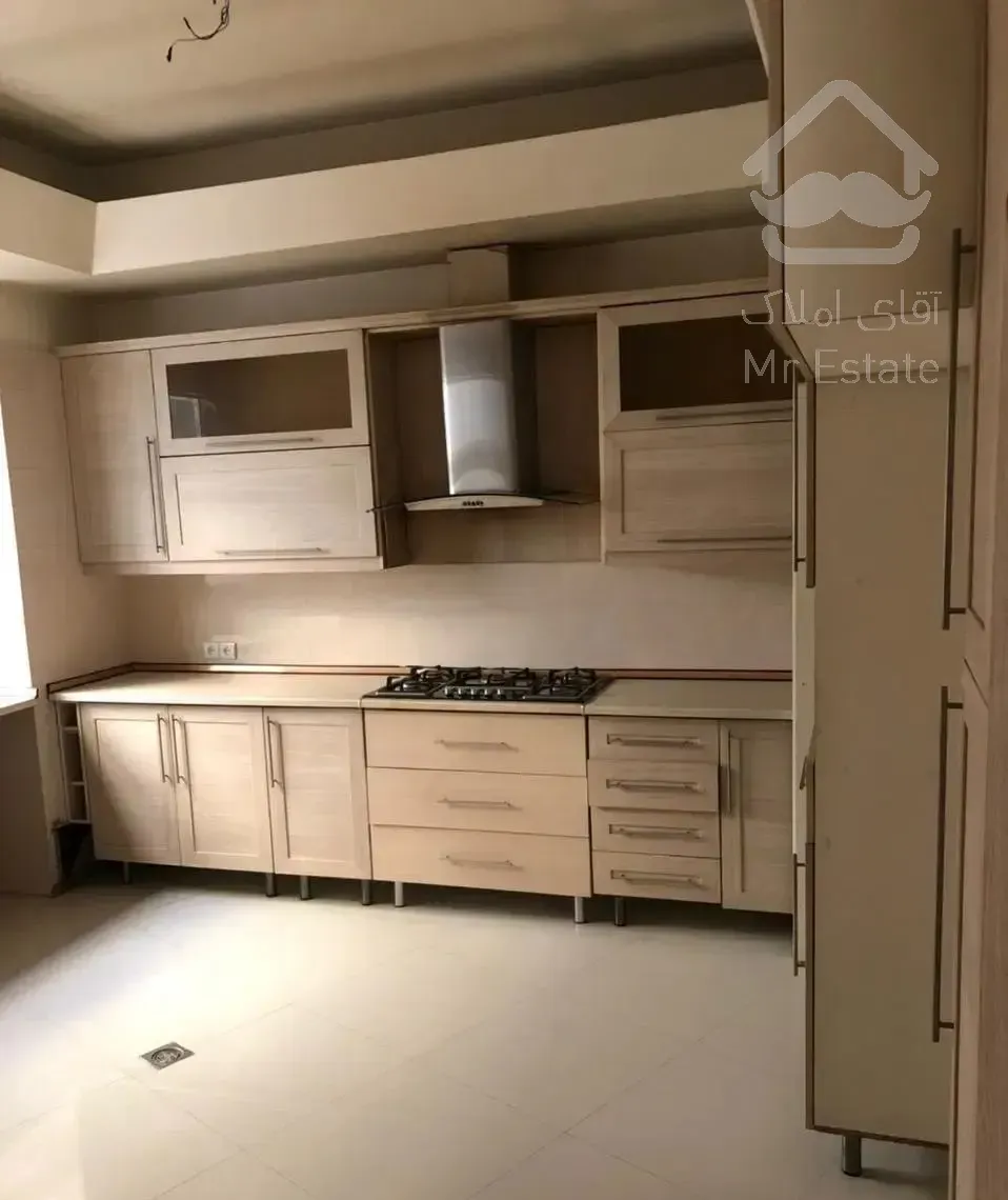 ۲۱۰مترفول مشاعات مرجان نیاوران بدون مشابه