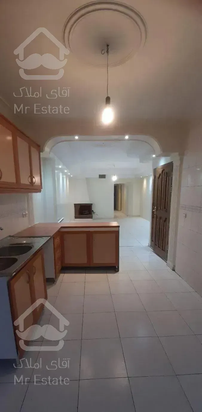 ۸۲ متر ۲خواب بازسازی شده     (( خوش نقشه ))