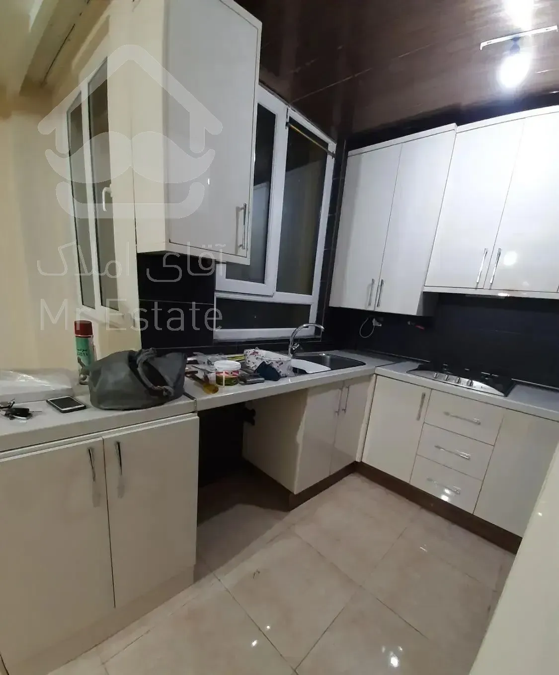 80متر اندرزگو/ 2خواب تک واحد/ آماده بازدید