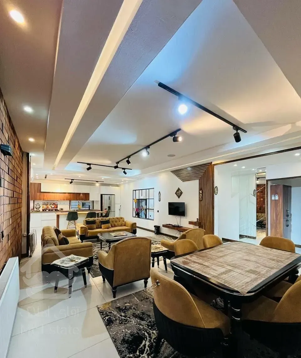 ویلاباغ مبله شیک داخل شهرک سندارنزدیک مراکزخرید