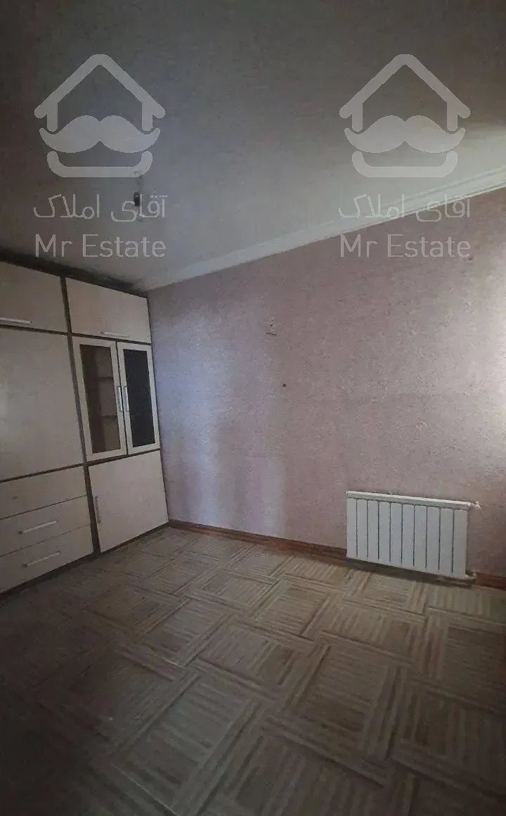 105 متر نور/خیابان ناطق/طبقه پنجم