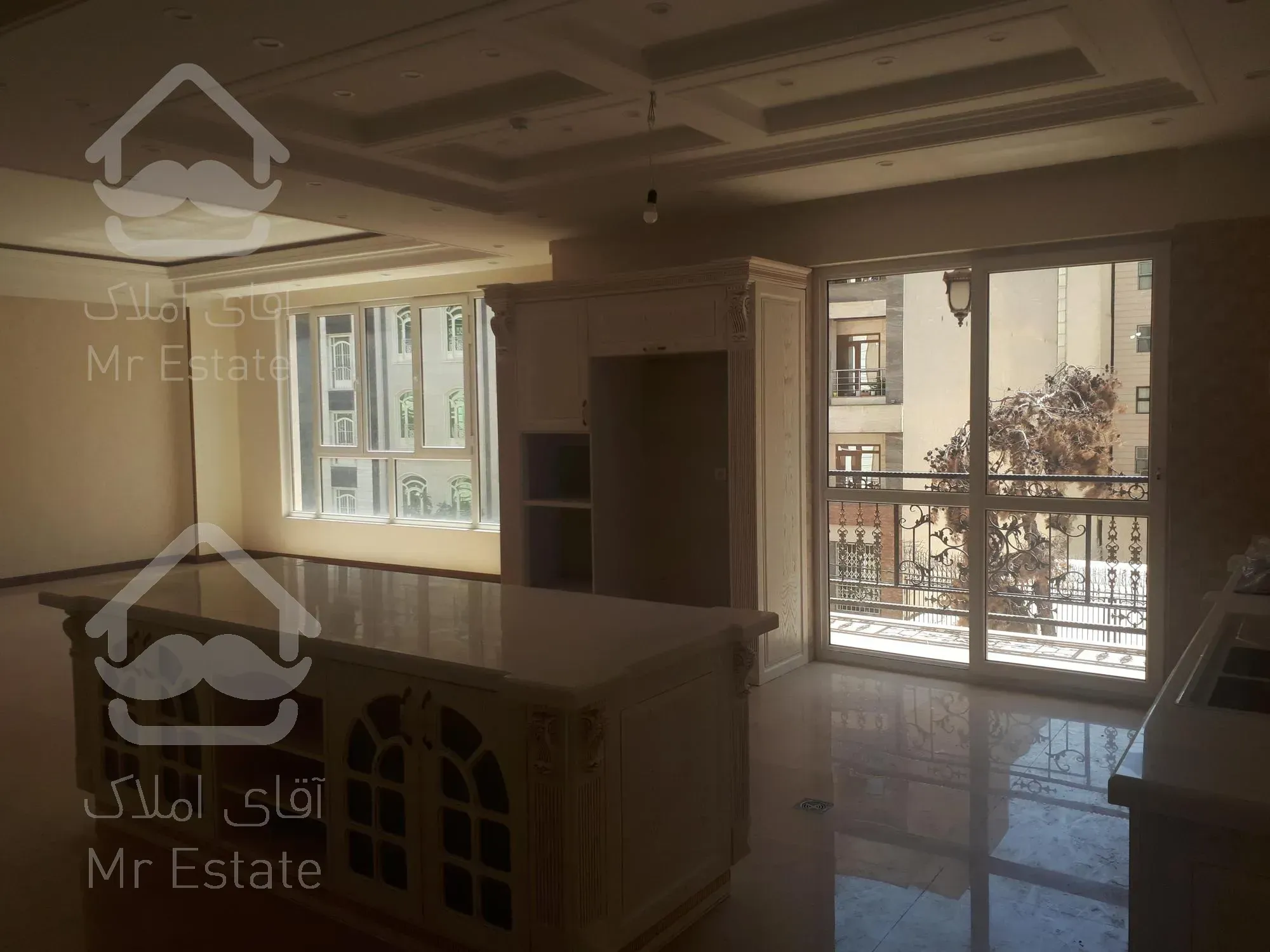 ۱۵۰ متر نوساز بلوار فردوس ۲ پارکینگ