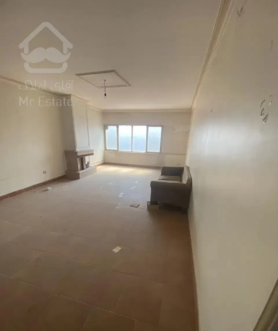 ۸۷متر یک خواب نقاشی شده تمیز و مرتب شهرک دانشگاه