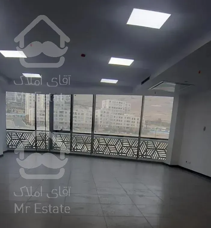 *۷۲ متر اداری مجتمع آکادا سنتر دریاچه چیتگر*