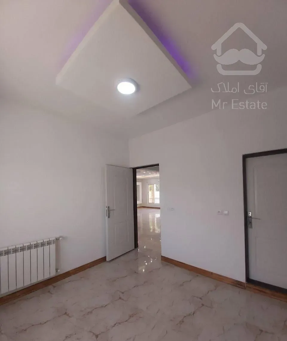 این ویلا دلتو میبره 250متر استخردار