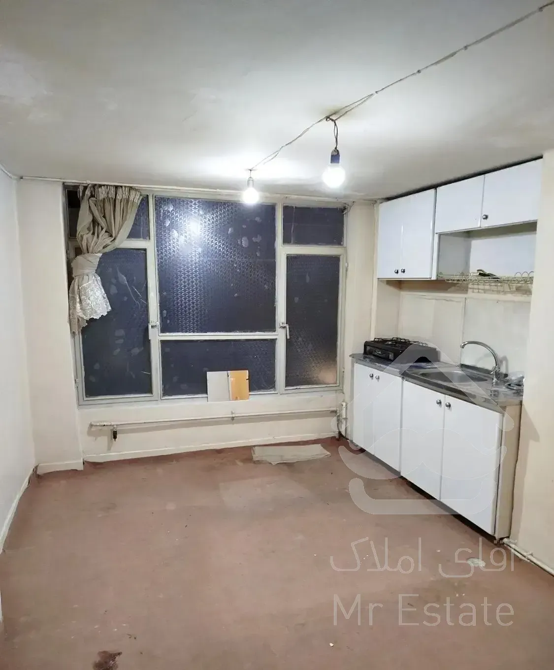 20 متر سوییت همکف میدان چیذر