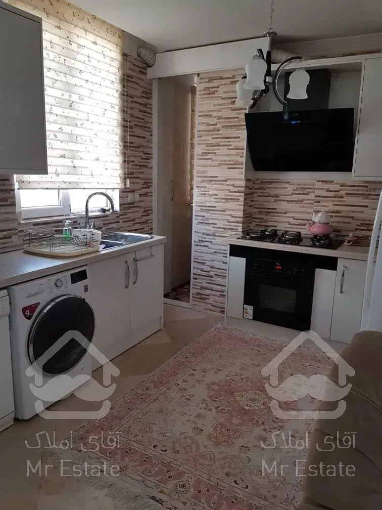 110 متر / دو خواب / اباذر / خوش نقشه