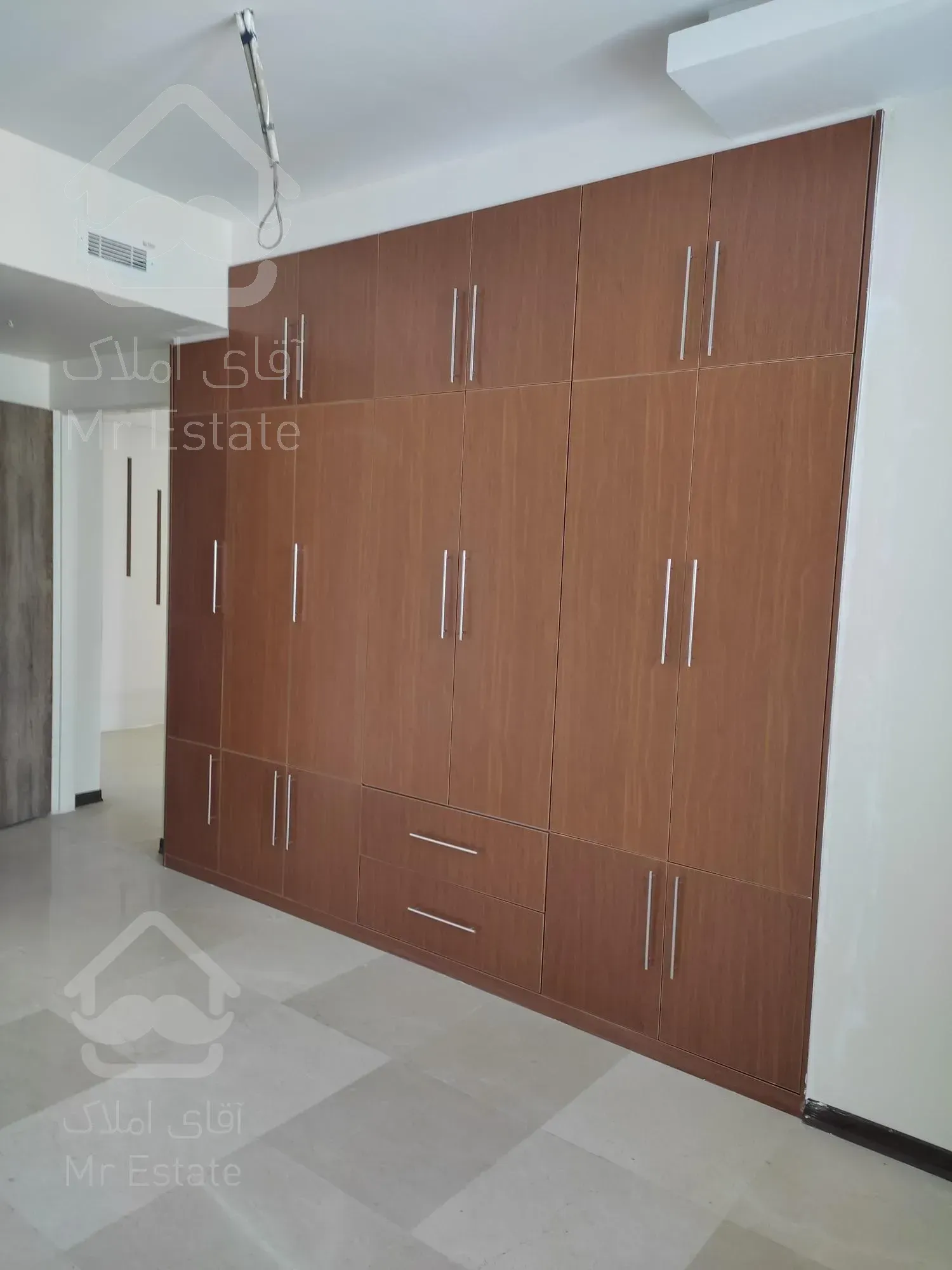 145متر کلید نخورده. ویو عالی . ازگل