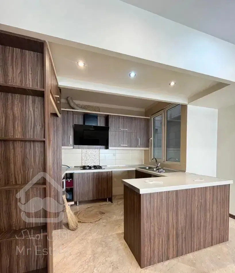 * گیشا ۷۶ متر ۱۰ ساله *