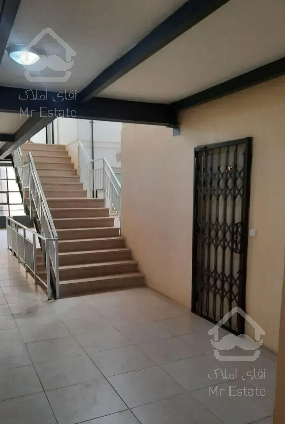 واحدفوق 76مترمیباشد. پرند. فاز6کیسون زون 8