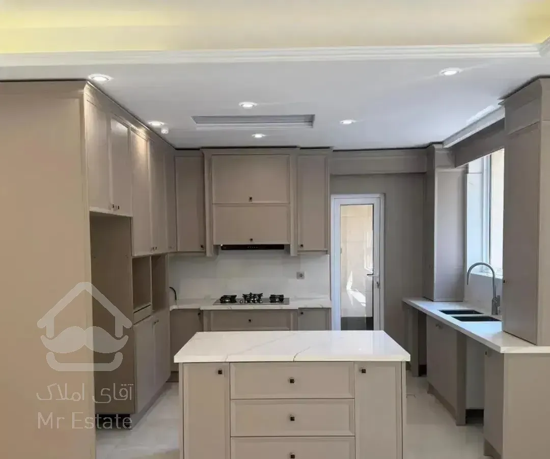 ۱۱۰متر/ویو ابدی/بدون مشرف/تک واحدی/لوکس