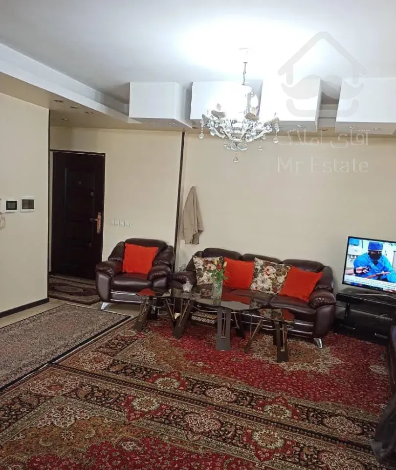 ٧١متری فول امکانات با پارکینگ های مهمان