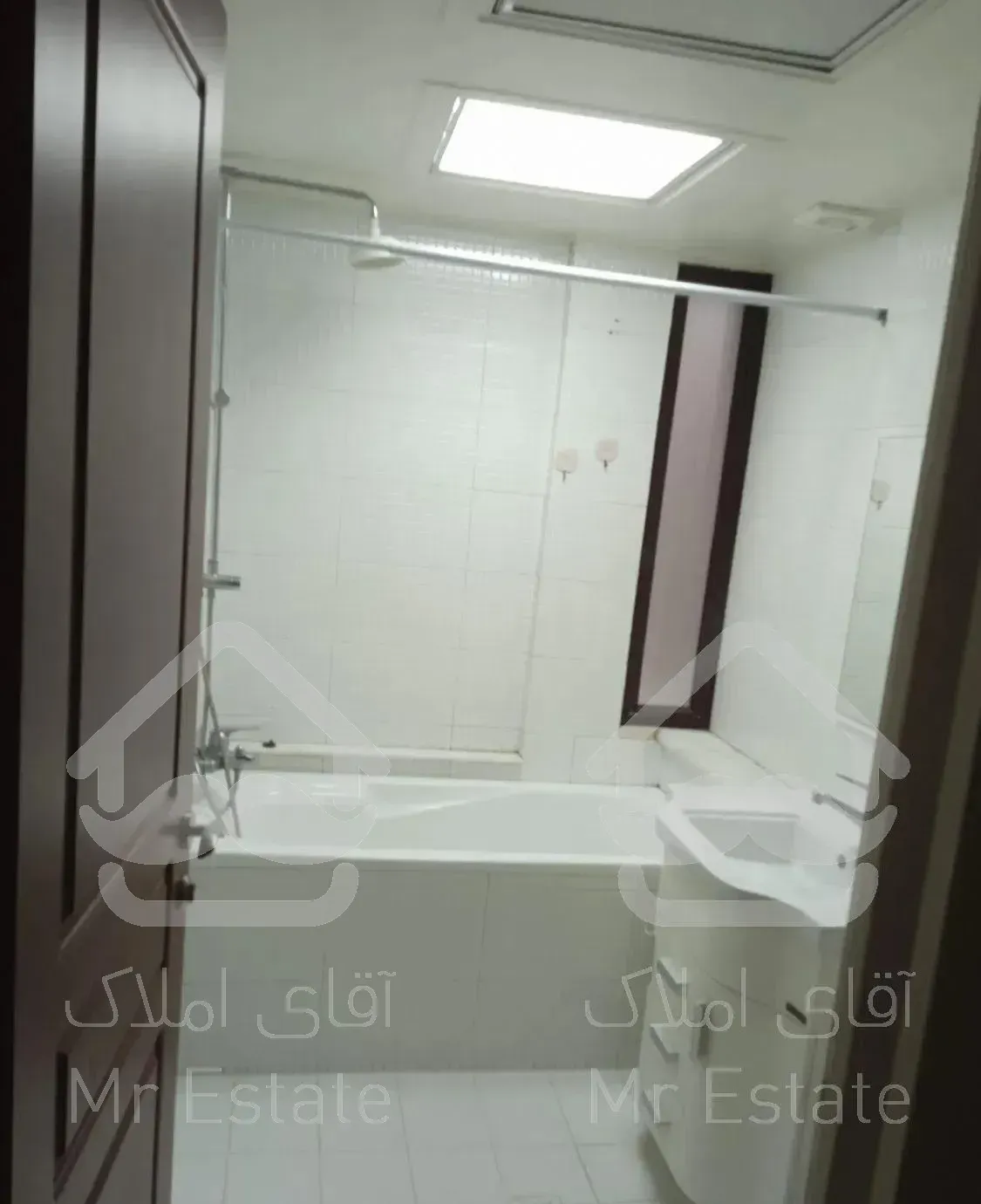 آپارتمان ۱۳۰ متر گلاب دره