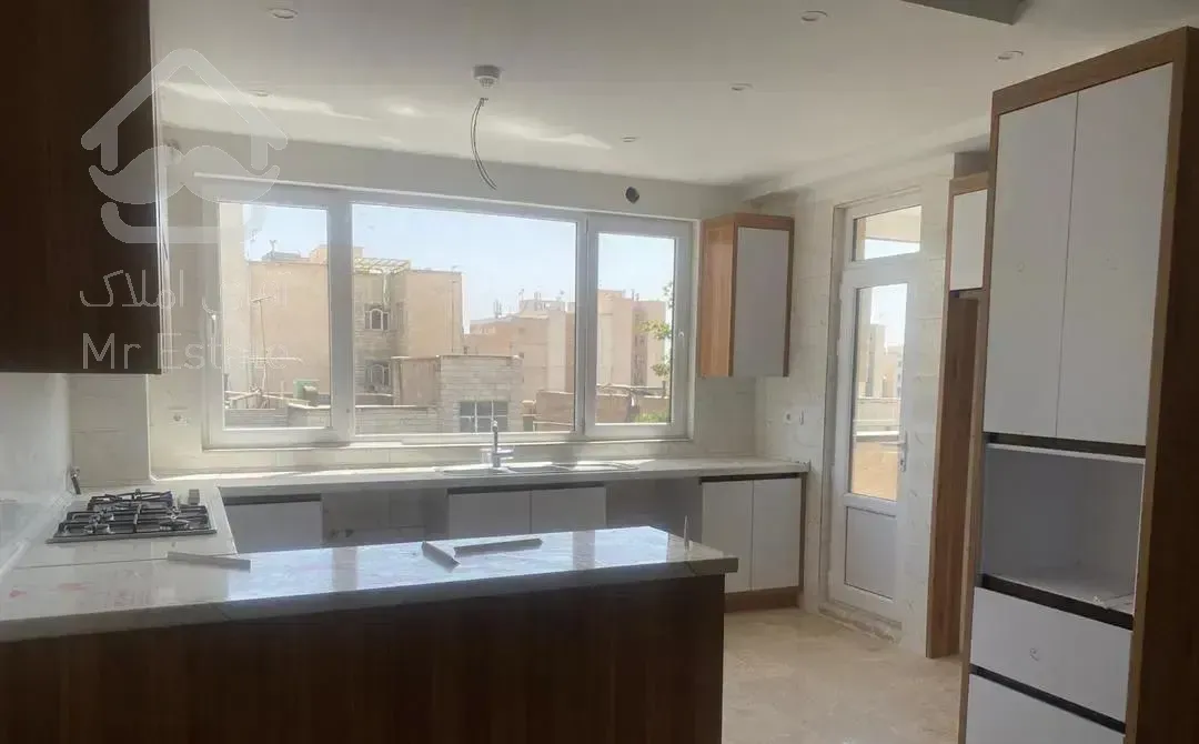 ۷۴ شمال ستارخان