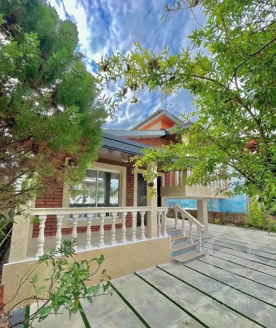 باغچه ویلا نیم پیلوت٪260متر اقساط8ماهه