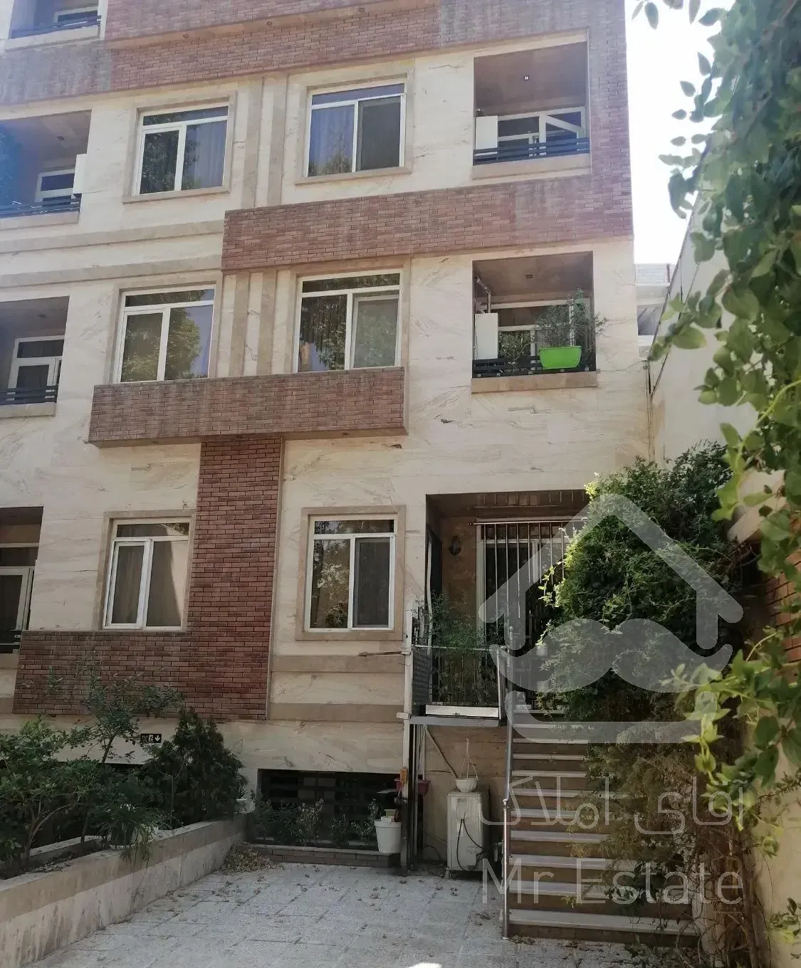 فروش واحد مسکونی 131 متری