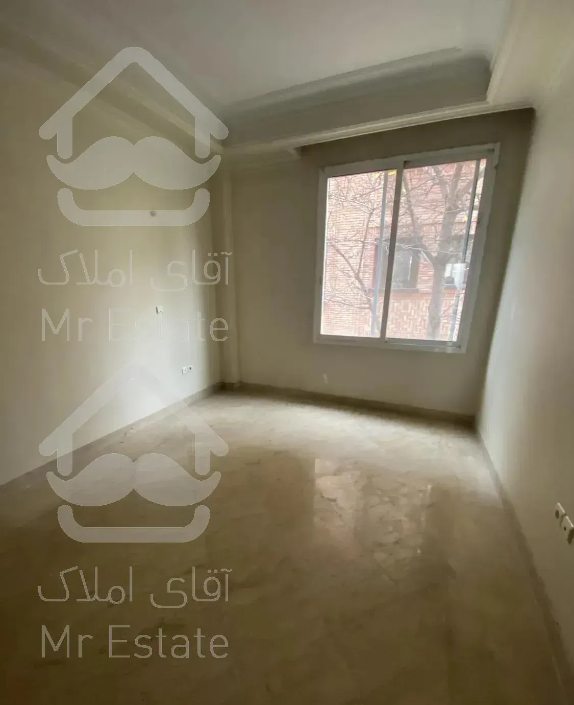 آپارتمان ۱۸۵ متری سه خواب حکمت