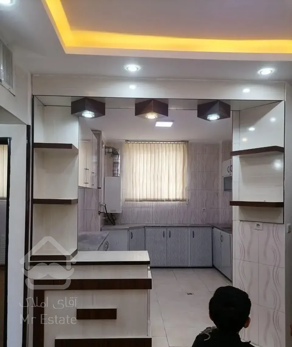 محله۳۷ منظریه/ شیک/ خوش نقشه/۶واحدی