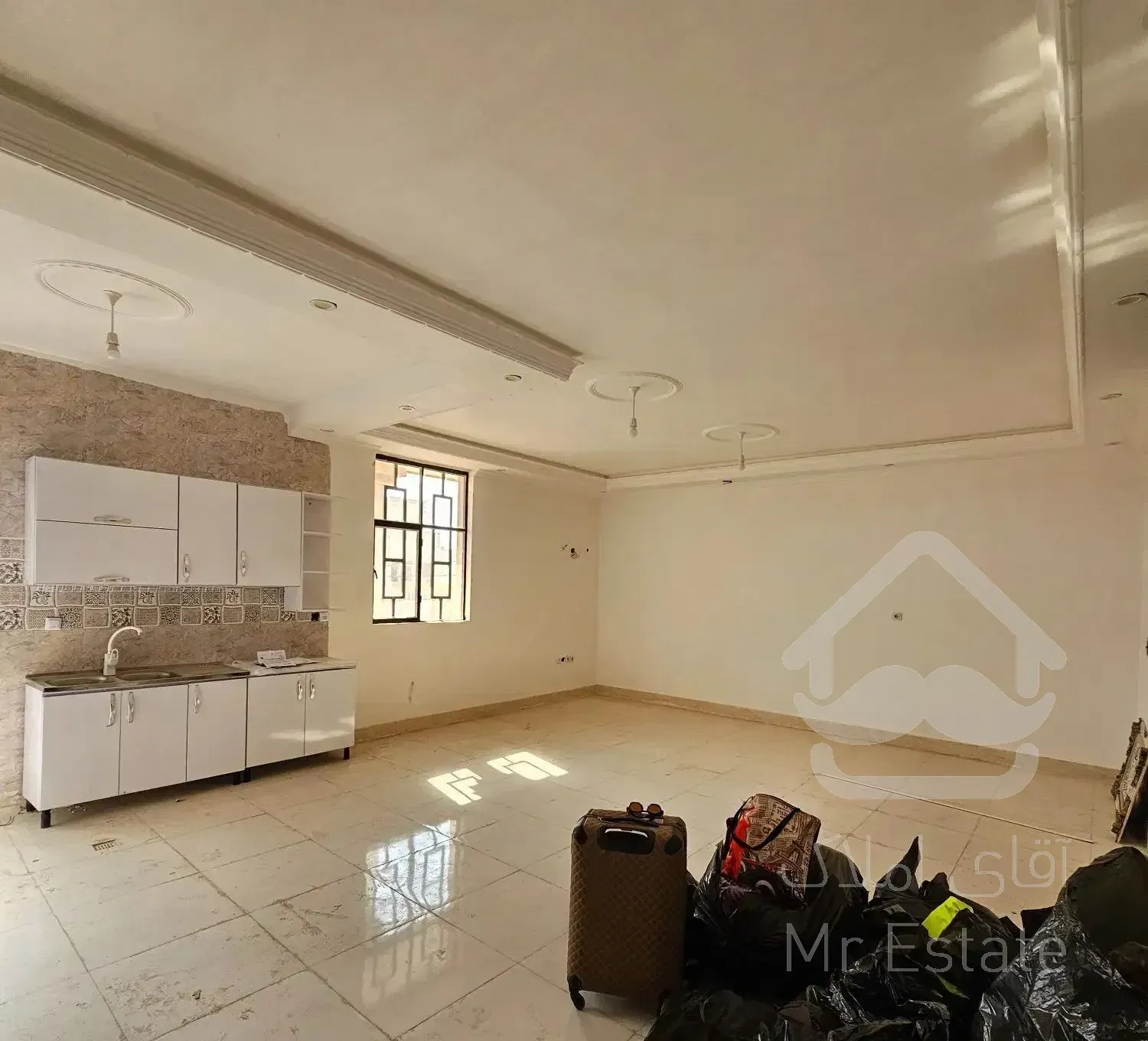 ۴ واحده ۱۰۰ متری فاز ۳ امیر آباد