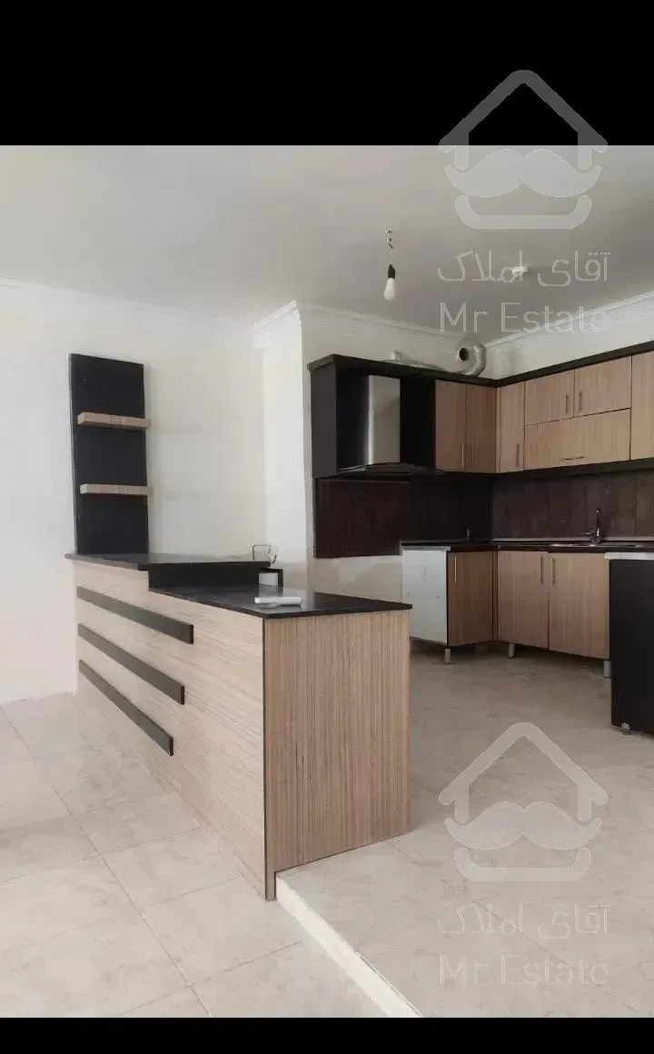 آپارتمان ۹۰ متری/۲ خواب/ کم واحد