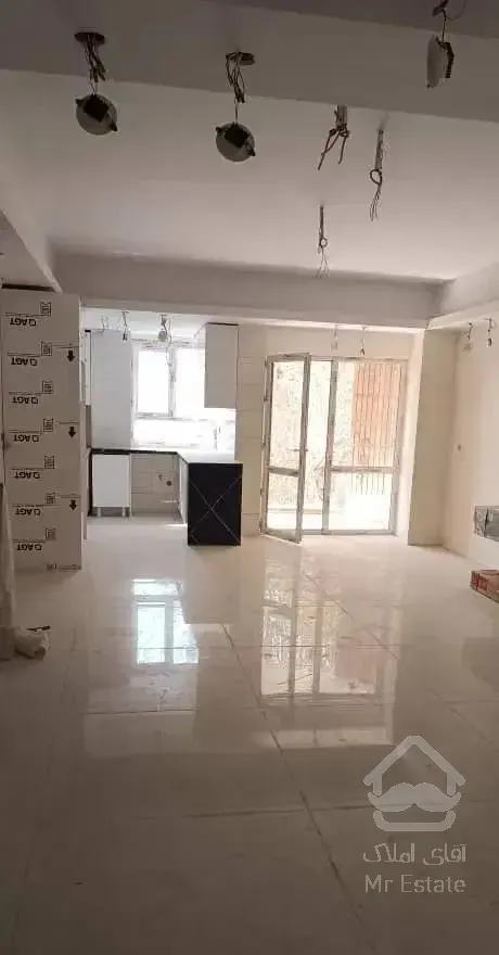 فروش آپارتمان سه خوابه شریعتی عباس اباد