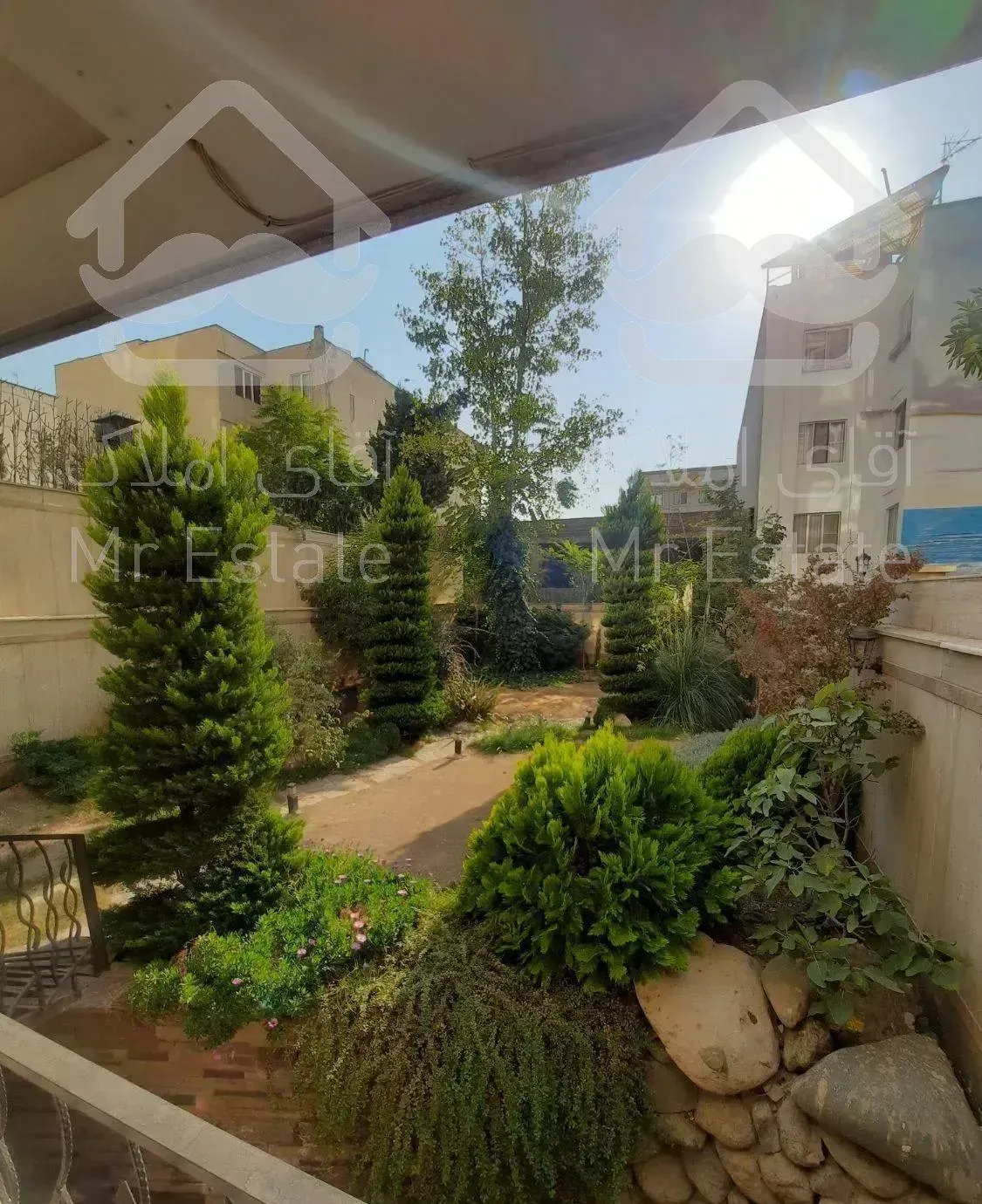 شیان ۱۲۴ متر دو خواب ویو جنگل  سونا جکوزی