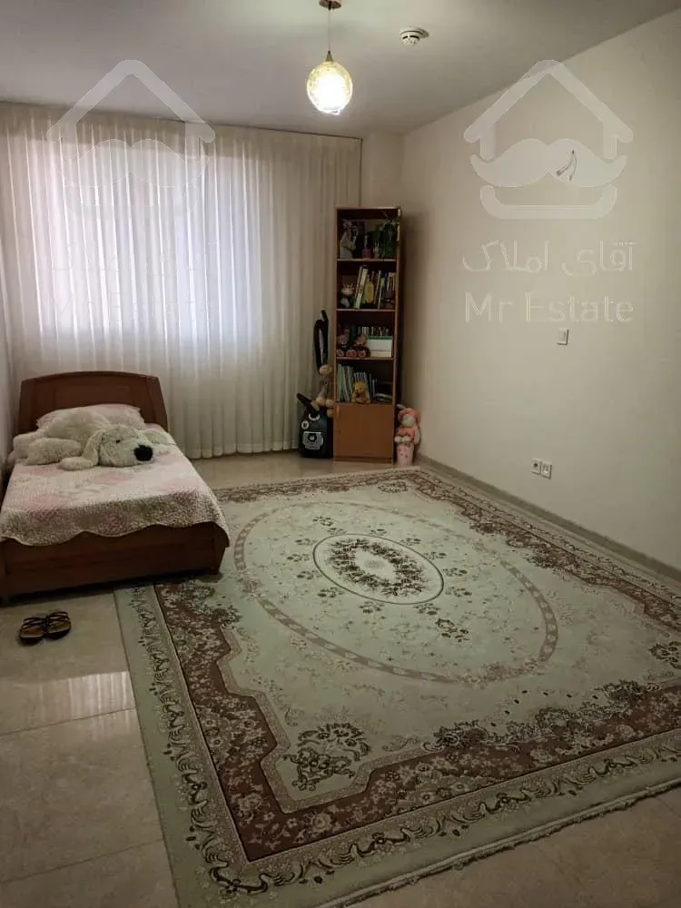 فروش130متر۳خواب ویو دریاچه جنگل چیتگر