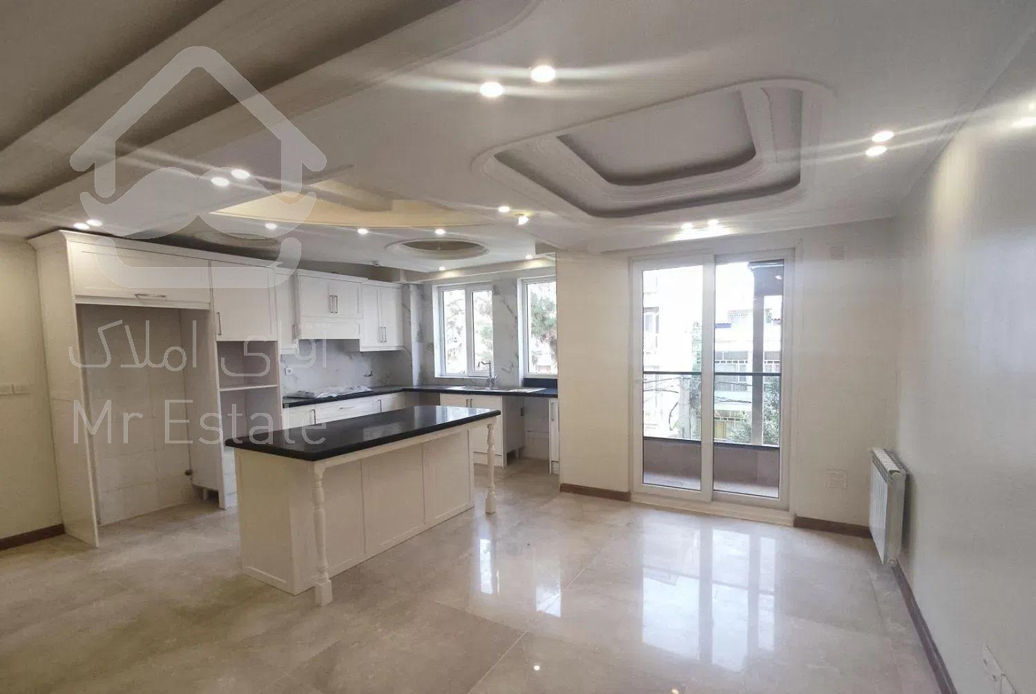 96 متر 2 خواب ، 15 ساله ، سالن پرده خور