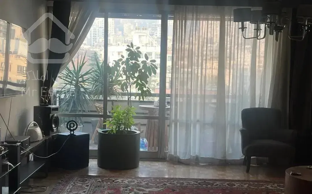 فرمانیه غربی برج طبقه ۹متراژ ۲۰۸متر ۳خوابه فول