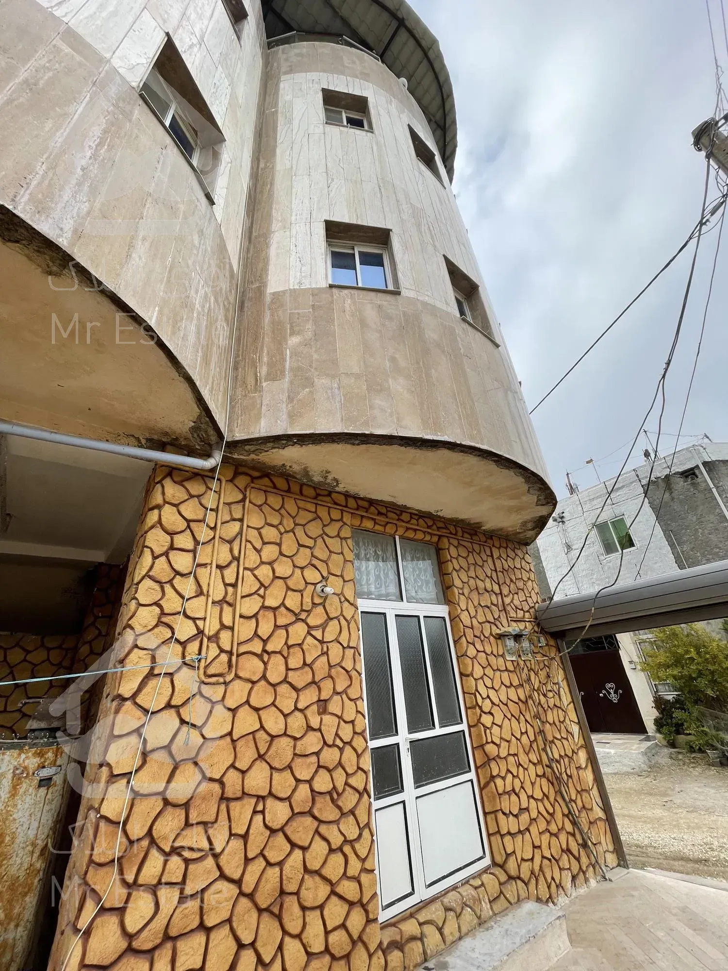 سوییت ۶۰ متری خوش قیمت با ویو دریا