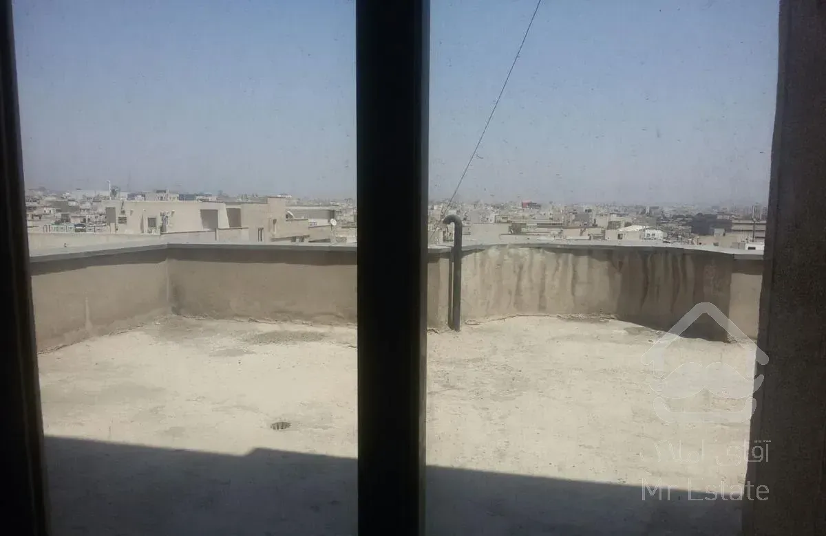 90 متر با تراس 82 متری-تا 14 روز آینده