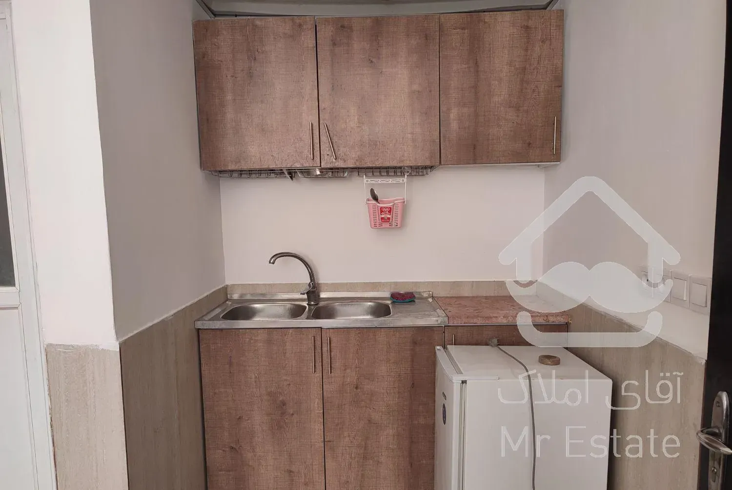 سوییت مهمانپذیر مسافرخانه مهمان مسافر