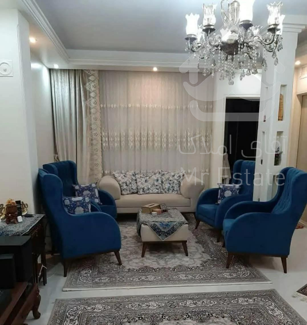 80متر/سالن پرده خور/سالن خوش نقشه