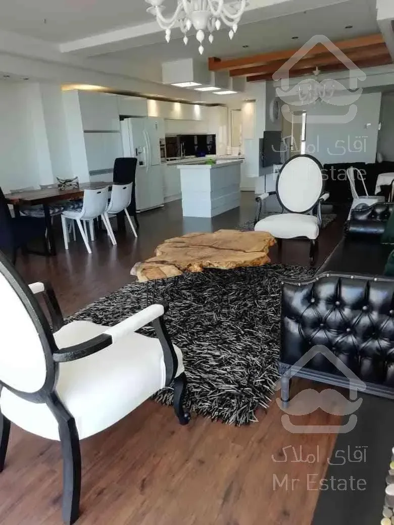 خرید آپارتمان ۱۴۲ متری نیاوران