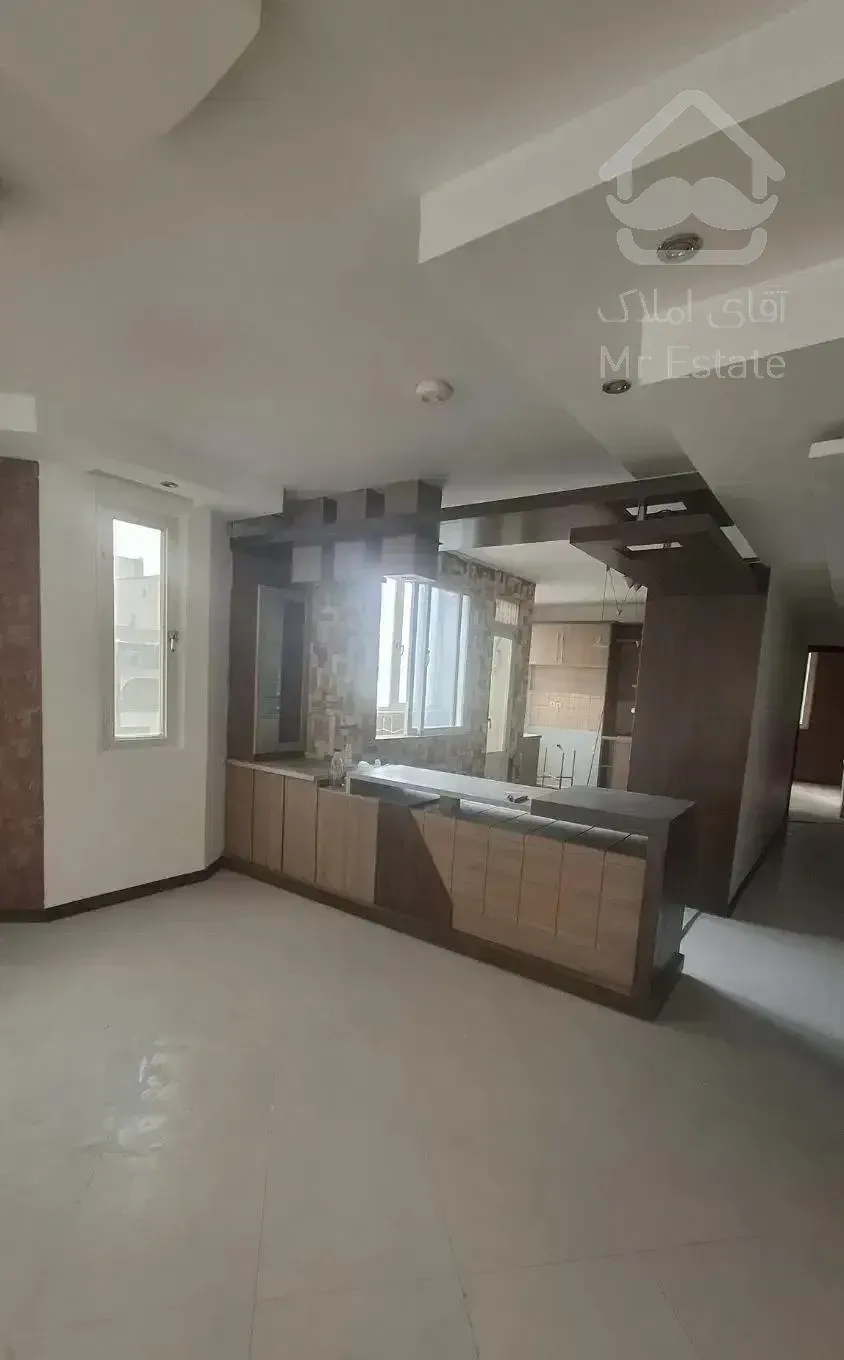 سامانیه/165متر/3نبش/فول/بدون مالک