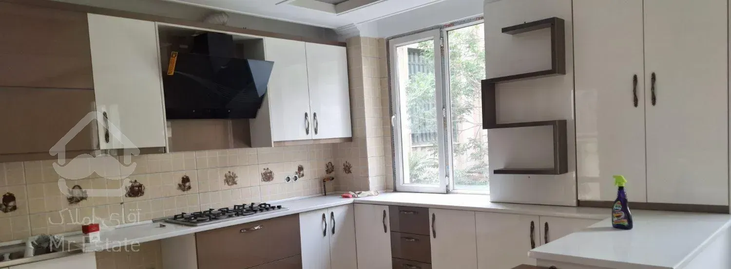 ۱۳۵ متر ۳ خواب به علاوه ۳۰ متر بالکن و پاسیو