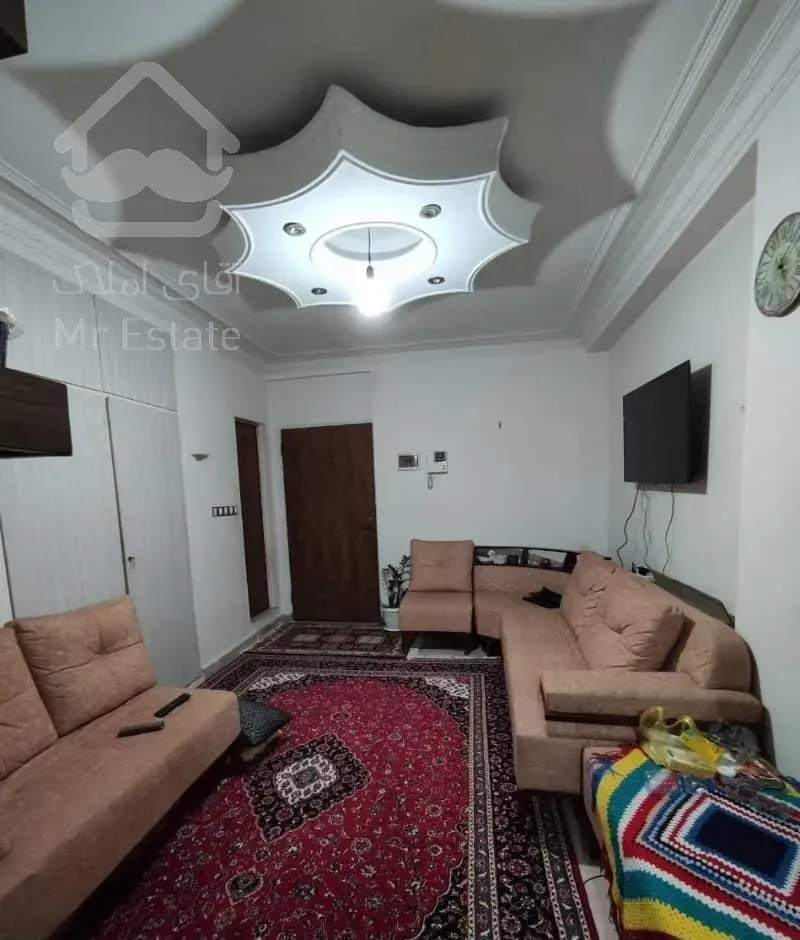 فروش آپارتمان ۳۷ متری ۱ خوابه طبقه ۳ در میدان حر