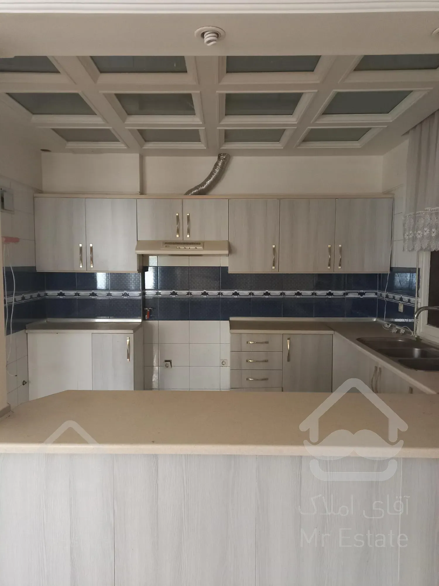 فروش خانه ویلا ۱۶۵ متر محمودیه زعفرانیه