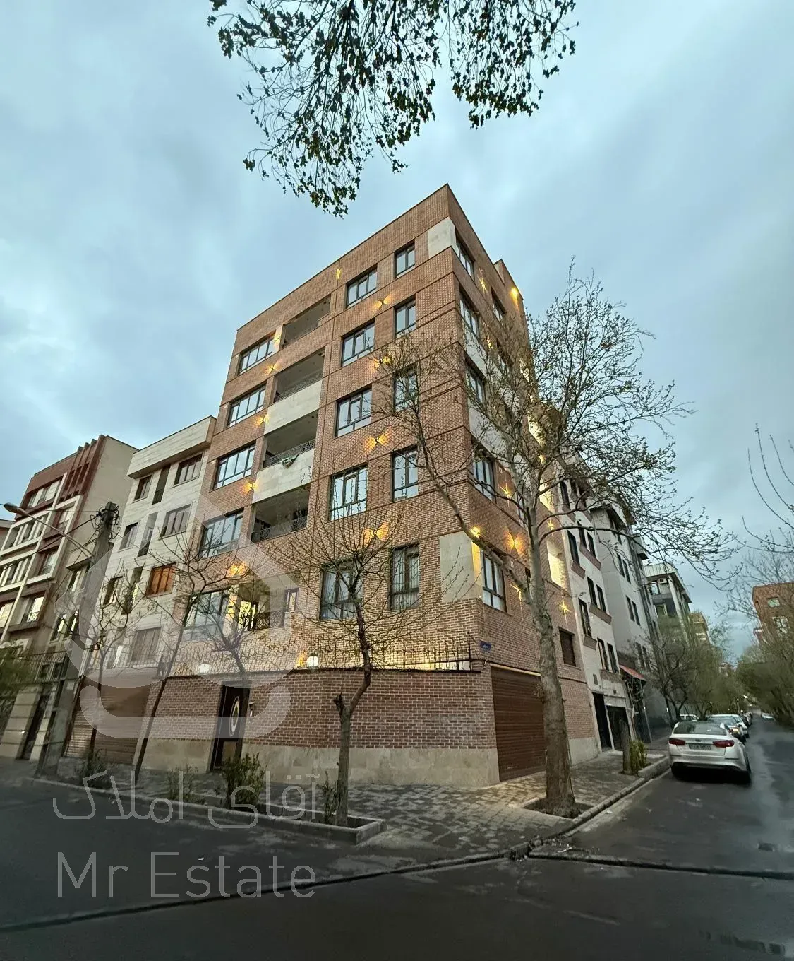 اپارتمان ۱۲۵ متری