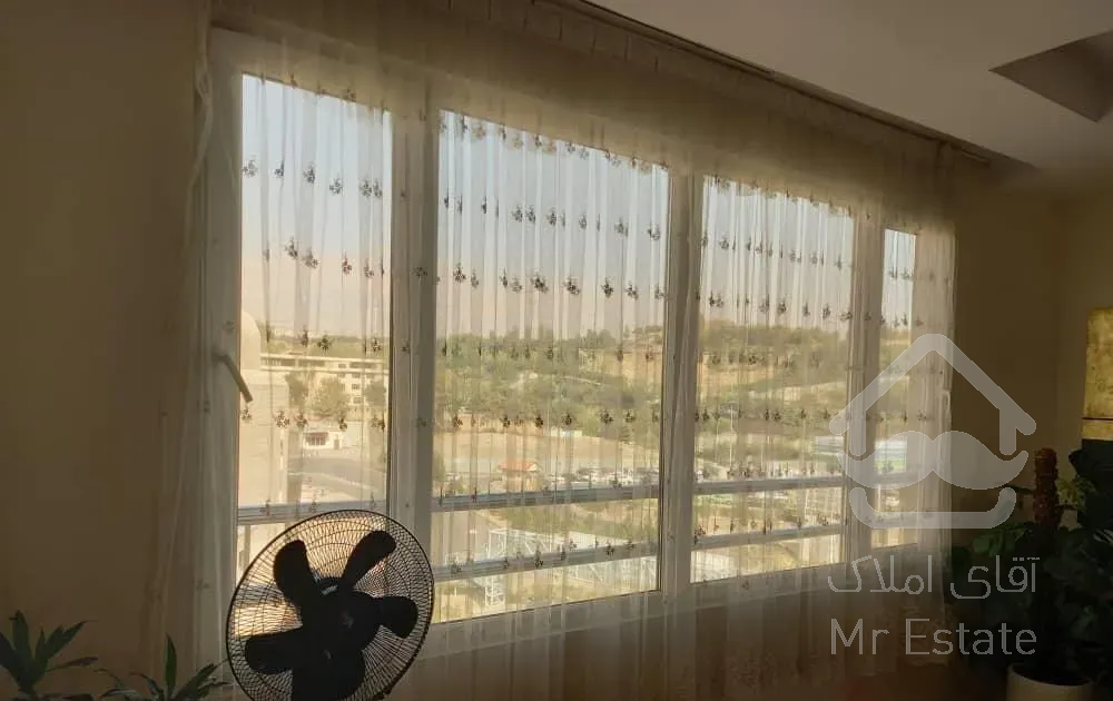 آپارتمان ۹۸متر /۶ساله / فول مشرف سبز