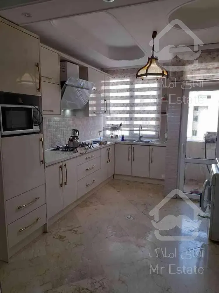 فروش واحد ۱۰۰ متری دو خواب در سازمان برنامه جنوبی