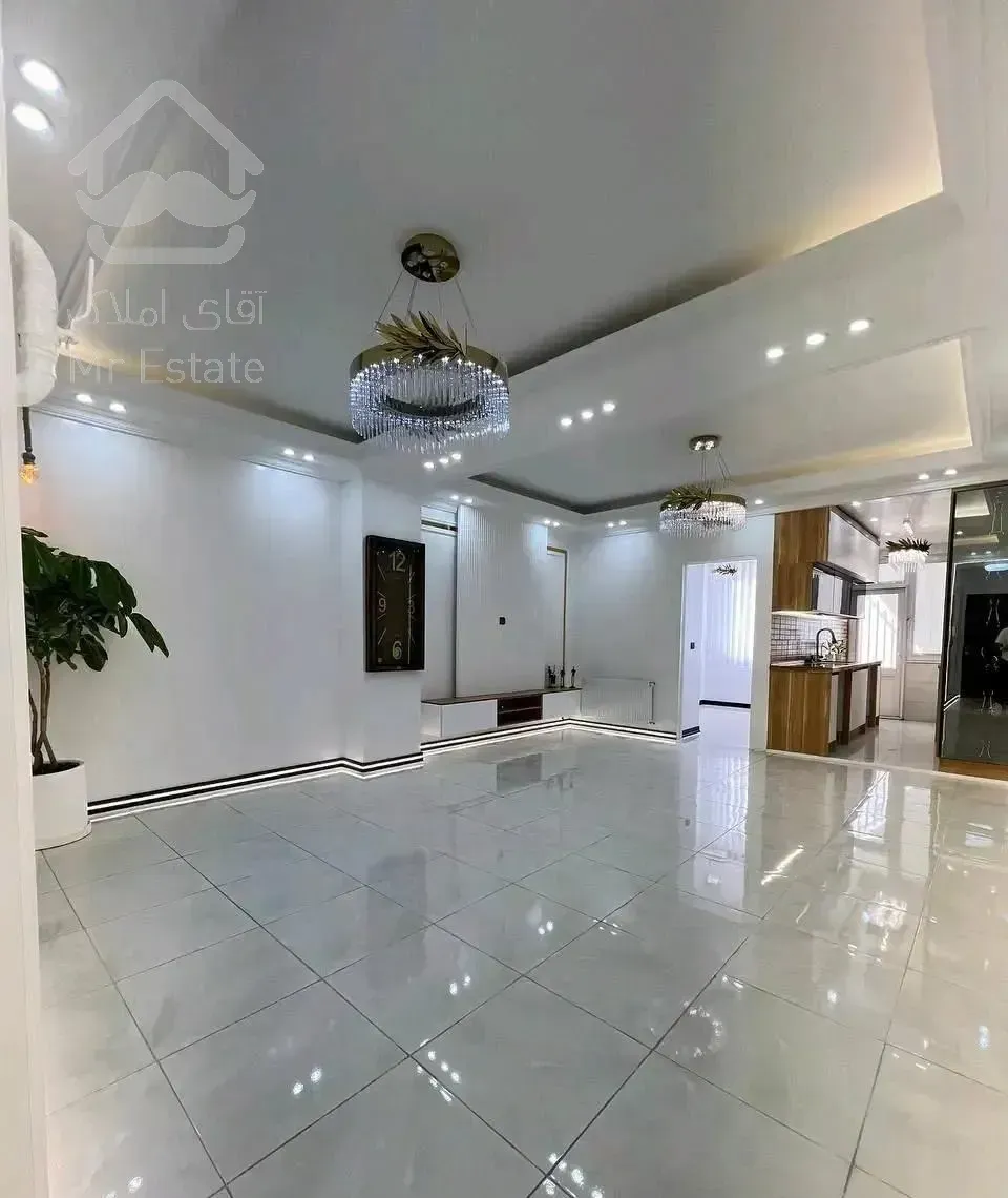 ۷۳متر ۲خواب  آسانسور پارکینگ سند تکبرگ رو به نما