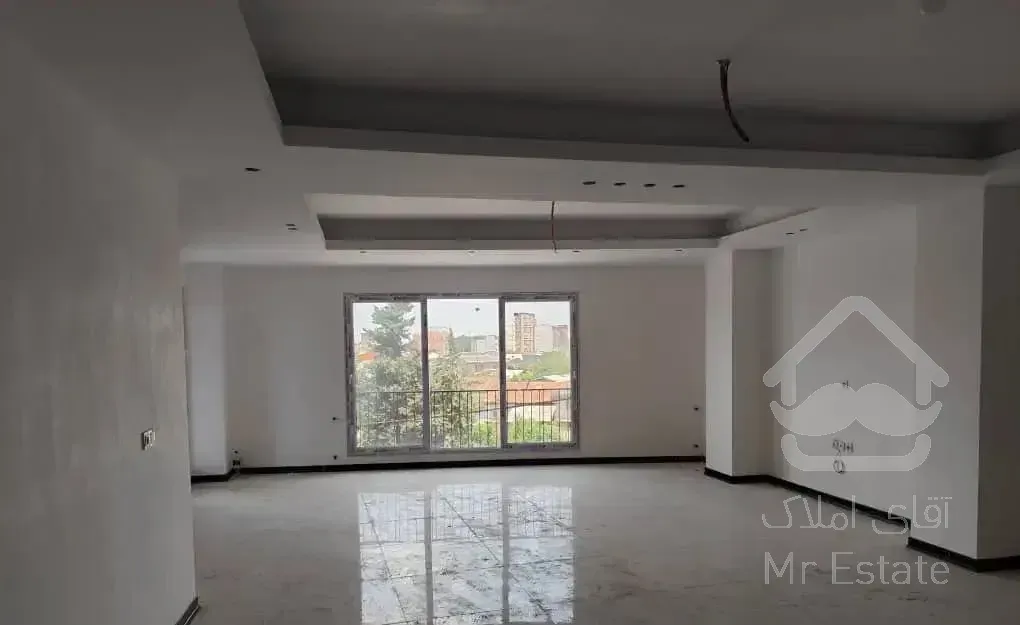 70 متر دو خواب با پارکینگ طبقه همکف  پونک شمالی