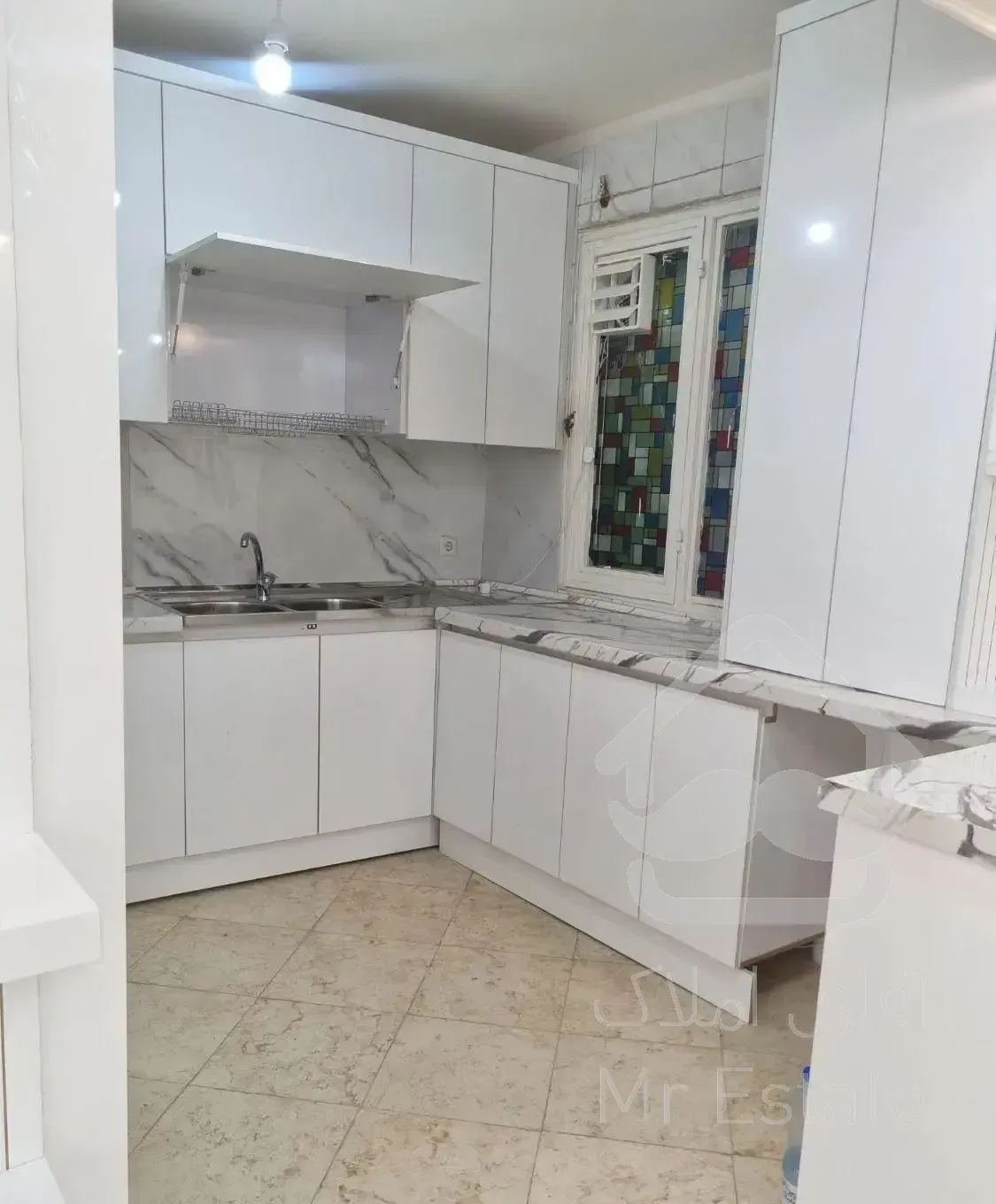 آپارتمان ۱۳۵  متری / ۳ خوابه / میدان ولیعصر