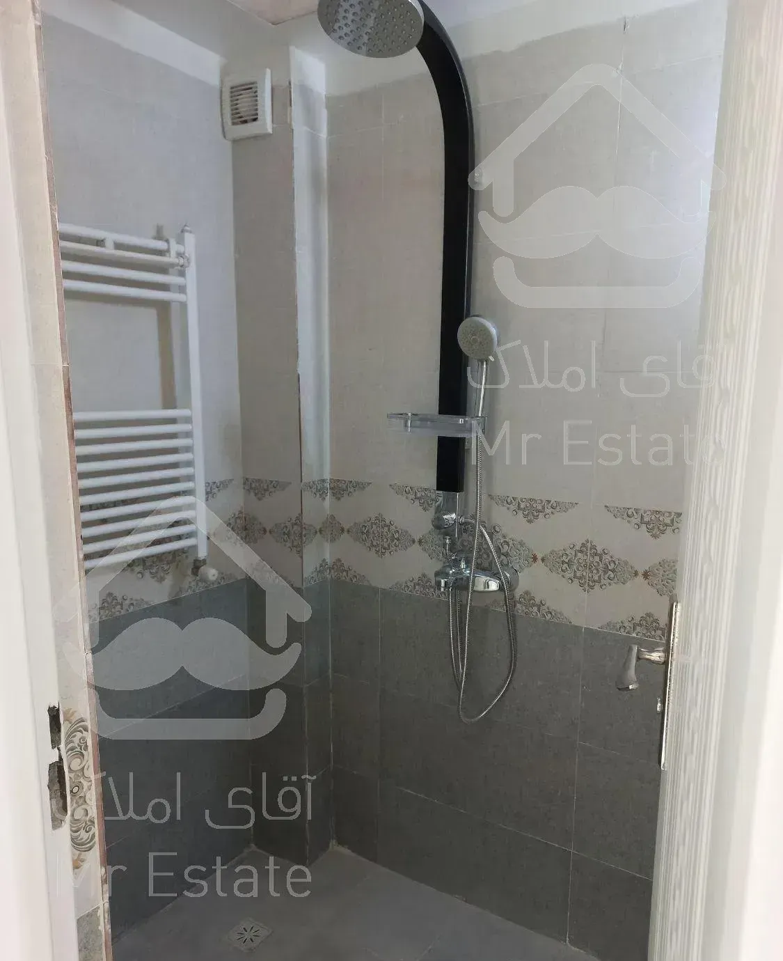 آپارتمان ۹۰ متری ۲ خوابه بازسازی شده خ رامسر