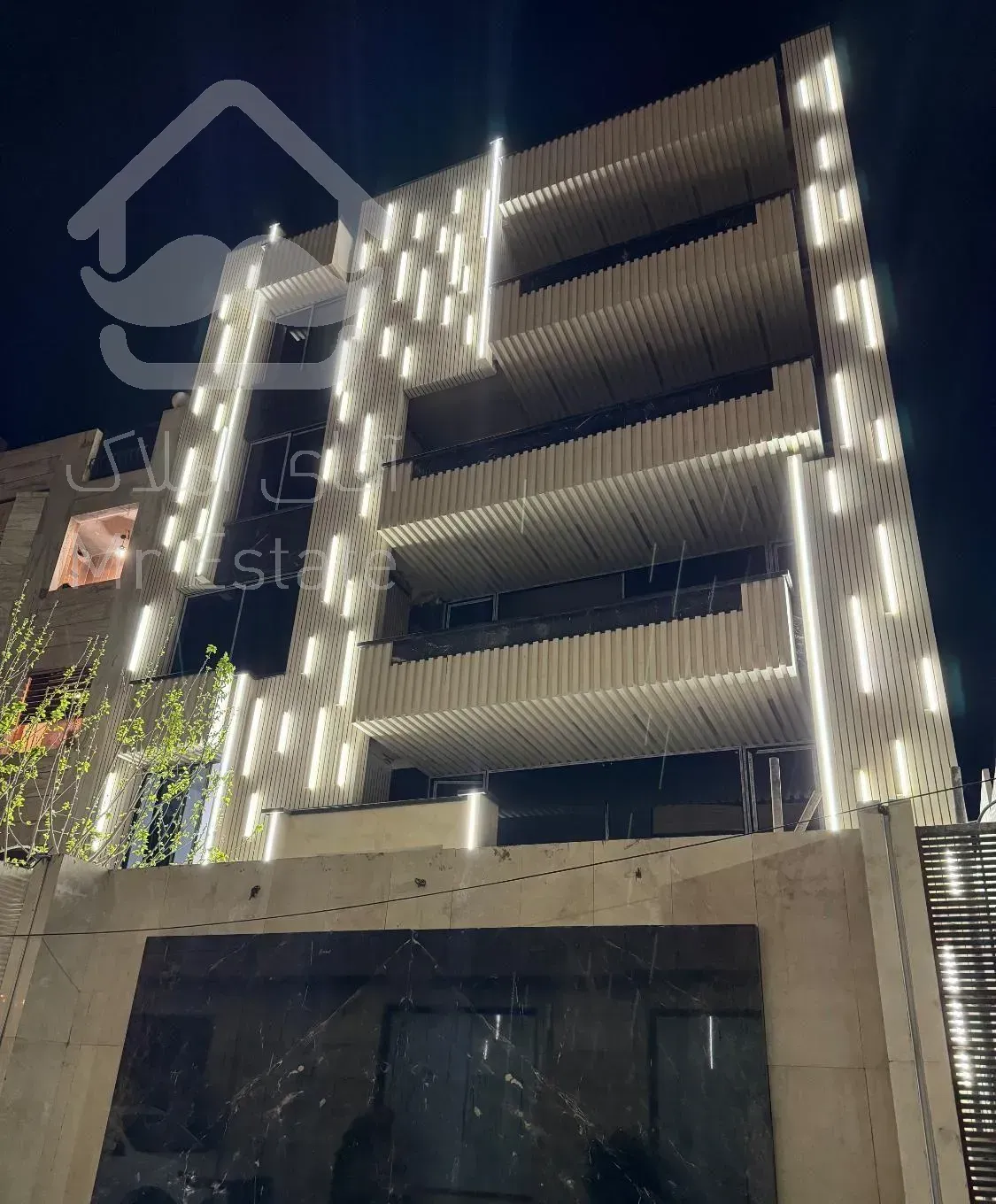 197متری ۳خوابه،ویو دائمی مشتاق