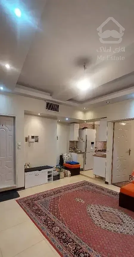 ۴۷متر۱خواب+طبقه اول/۵سال‌ساخت/پیروزی،نیکنام