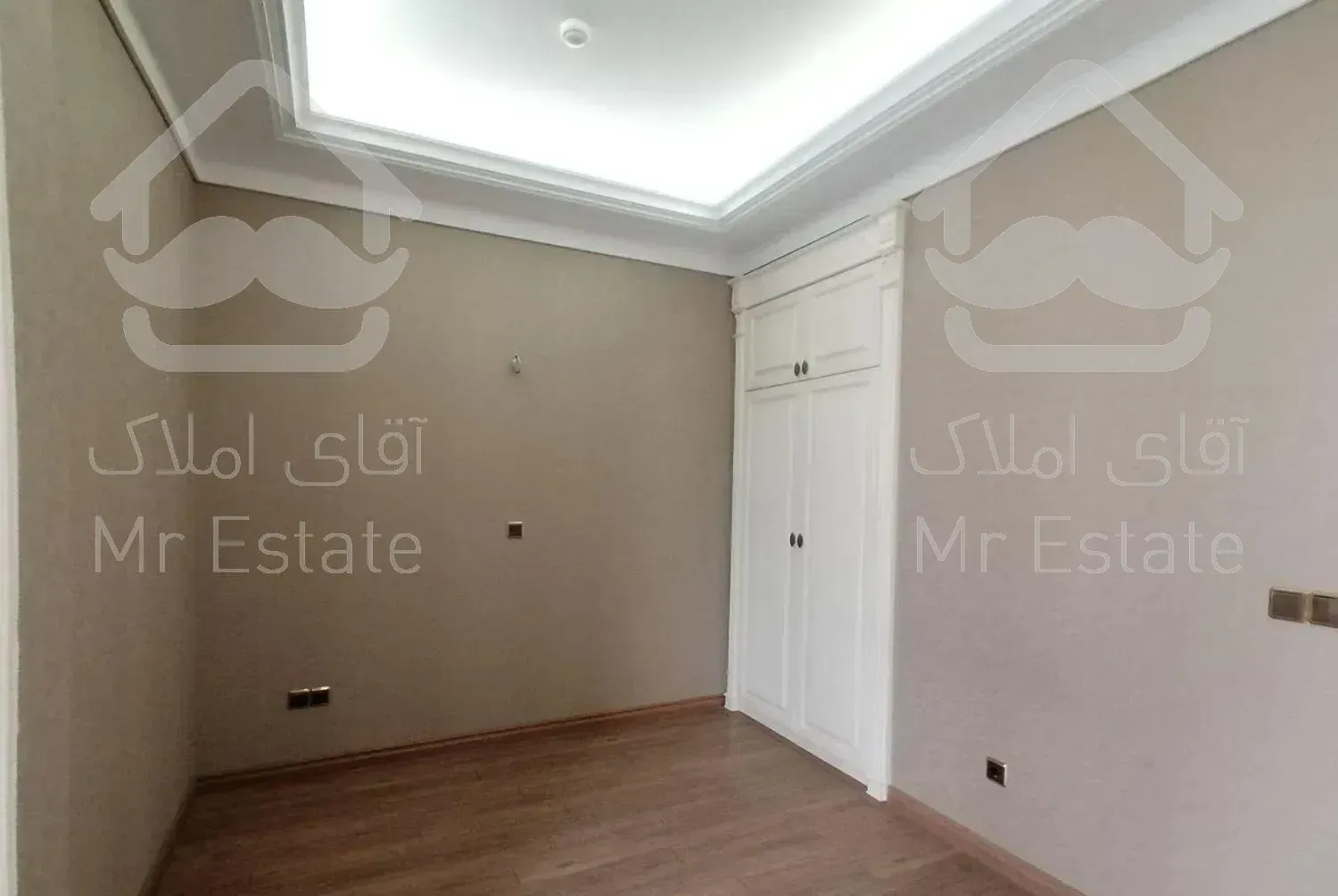 104متر 3خواب/ تک واحدی/نور انفجاری