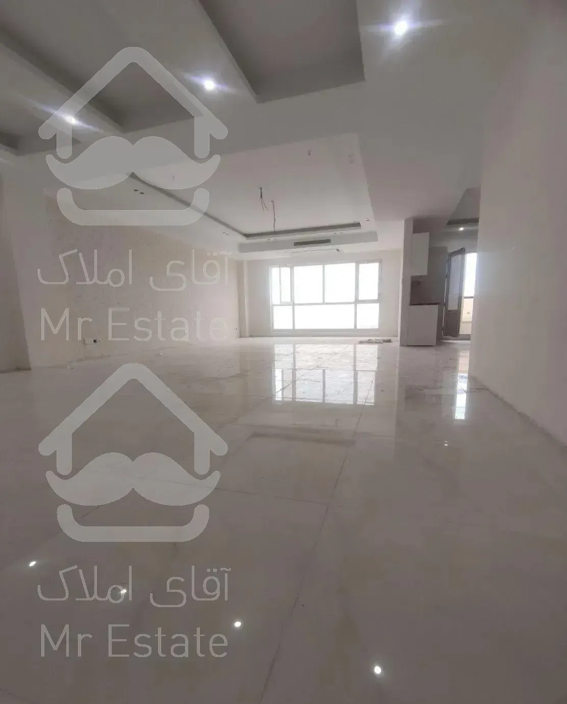 ۱۸۰ متر/۳خواب/برج مجلل/ویو ابدی