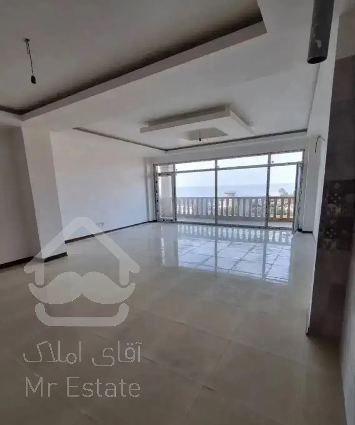 ۱۲۰متر ساحلی جمهوری